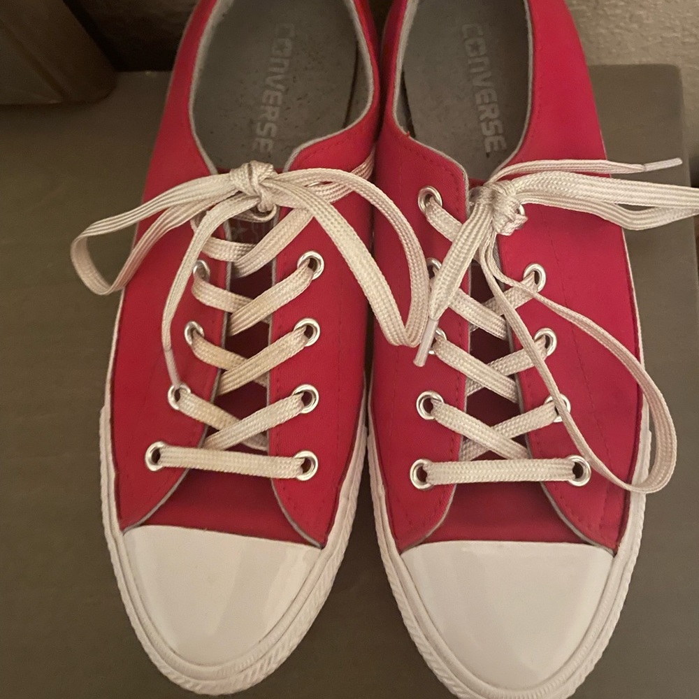 Converse All-Star Low Top (Size 8)